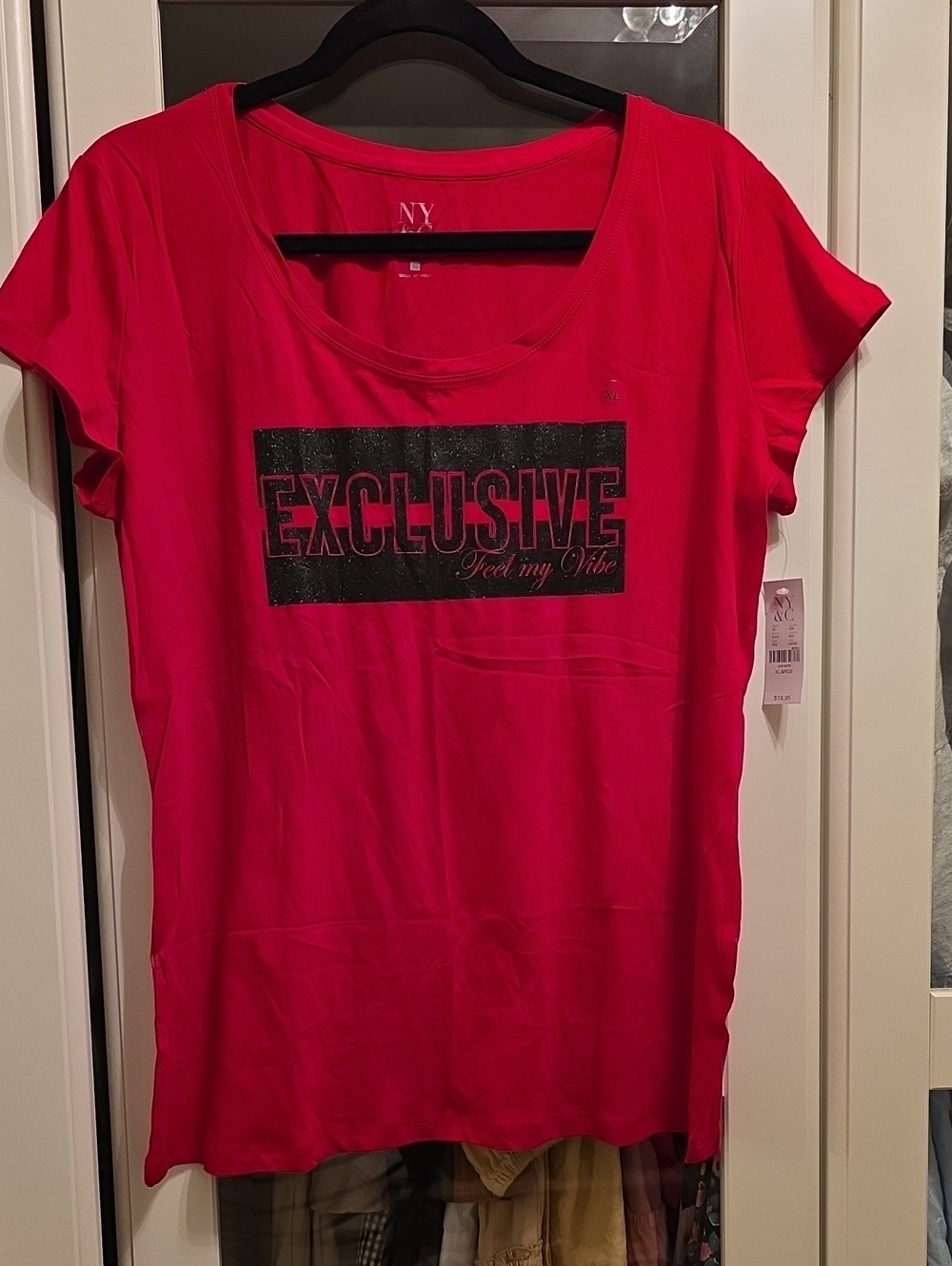 Exclusive Women's Hot Pink Graphic Tee